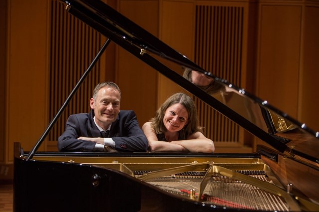 Musikkens venner: Pianoduoen “20 fingre”